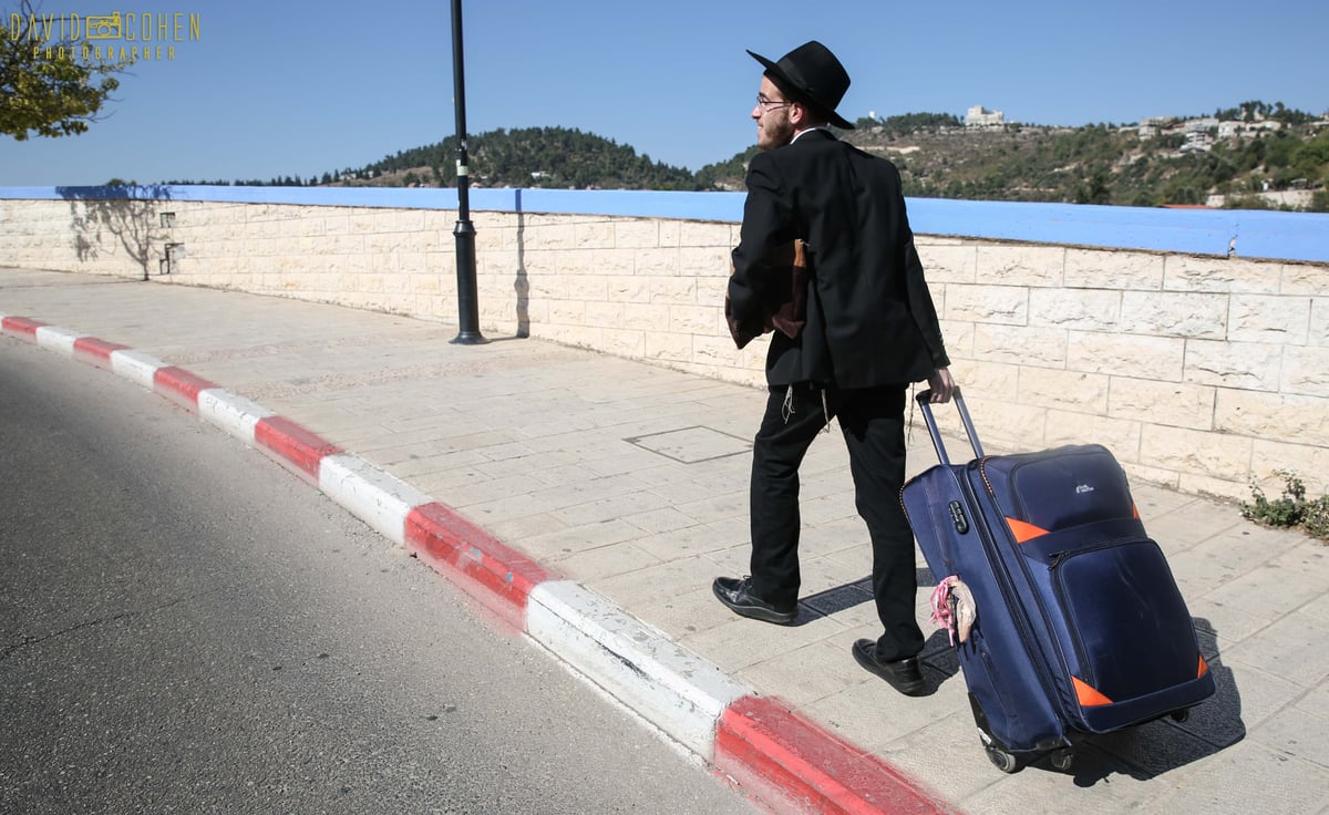 תיעוד: כך פתחו את 'זמן אלול' בישיבת חב"ד