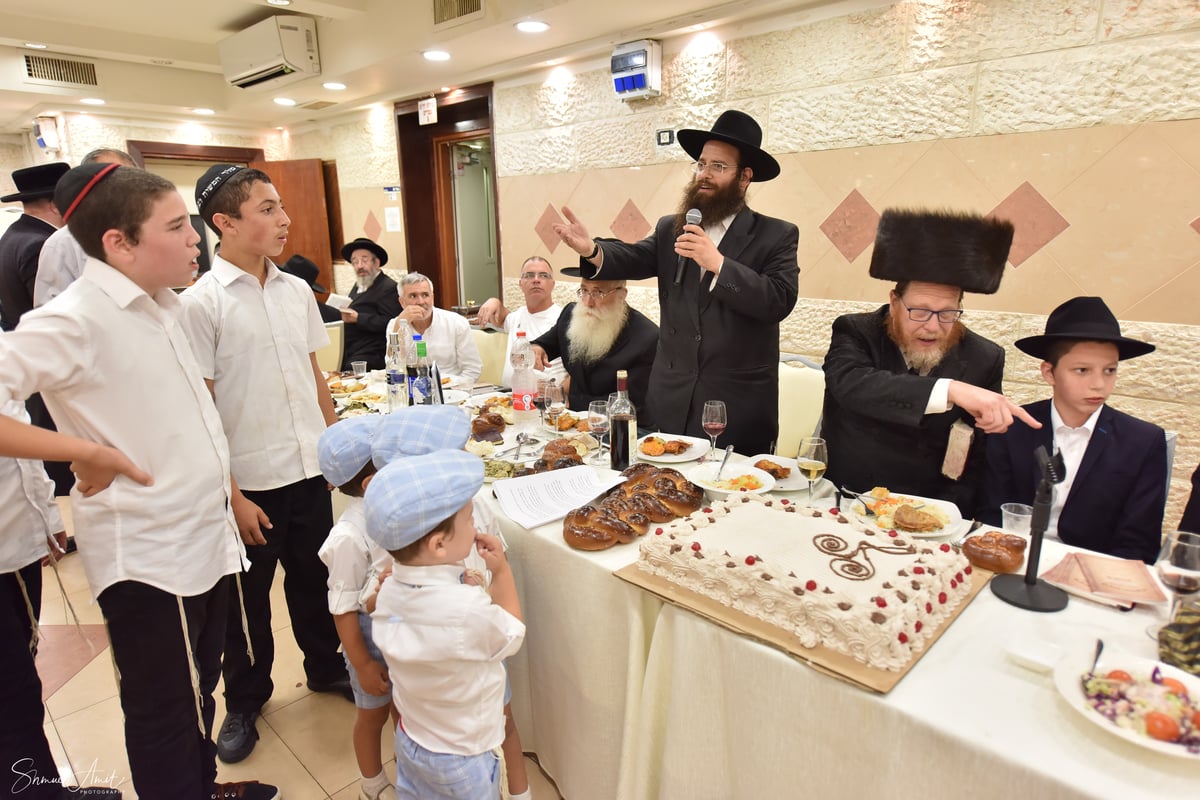 רבנים ואישי ציבור בולטים בשמחת הגר"ע וובר