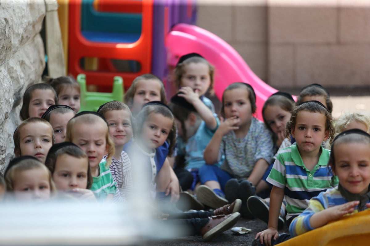 ילדי החמד נלקחו לקיים מצוות 'שילוח הקן' • תיעוד