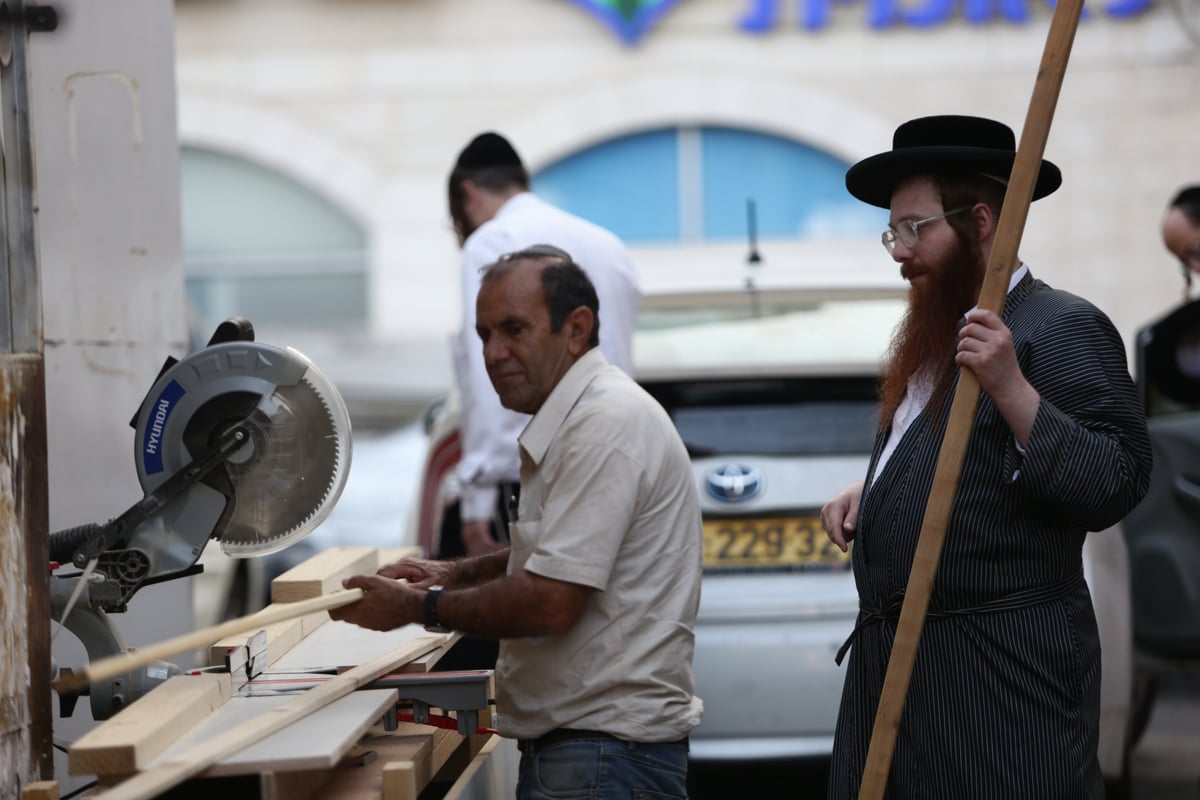 הקדימו והיכנסו לאווירת חג ה...סוכות • תיעוד