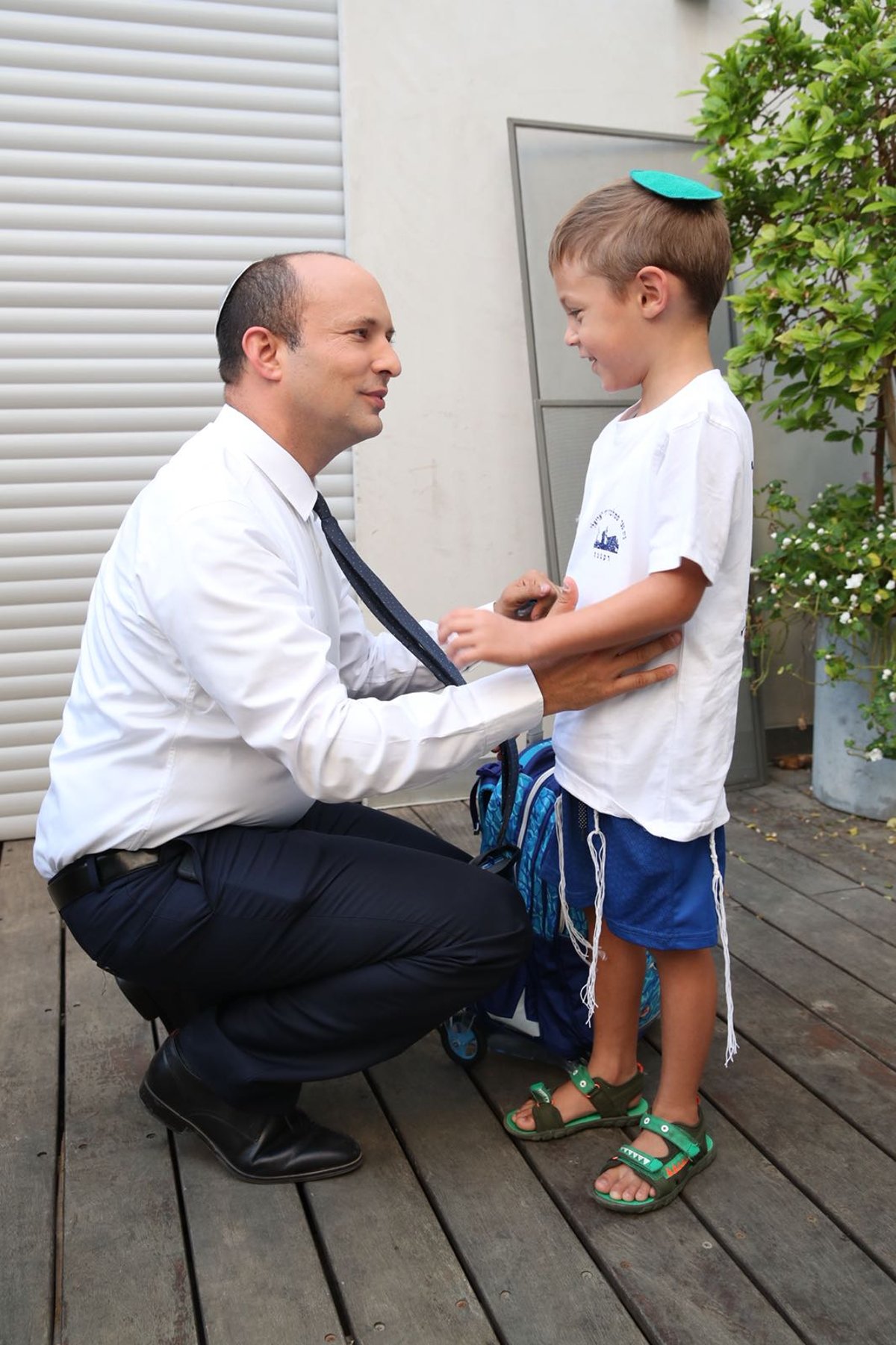 משפחת בנט פתחה את שנת הלימודים • תיעוד