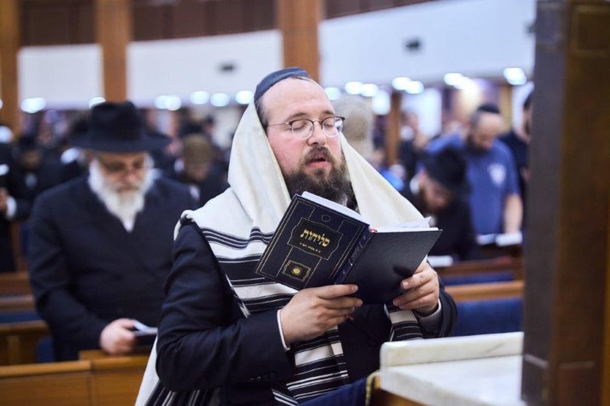 "סליחות נאכט אין מוסקבה" • גלריה מעוררת