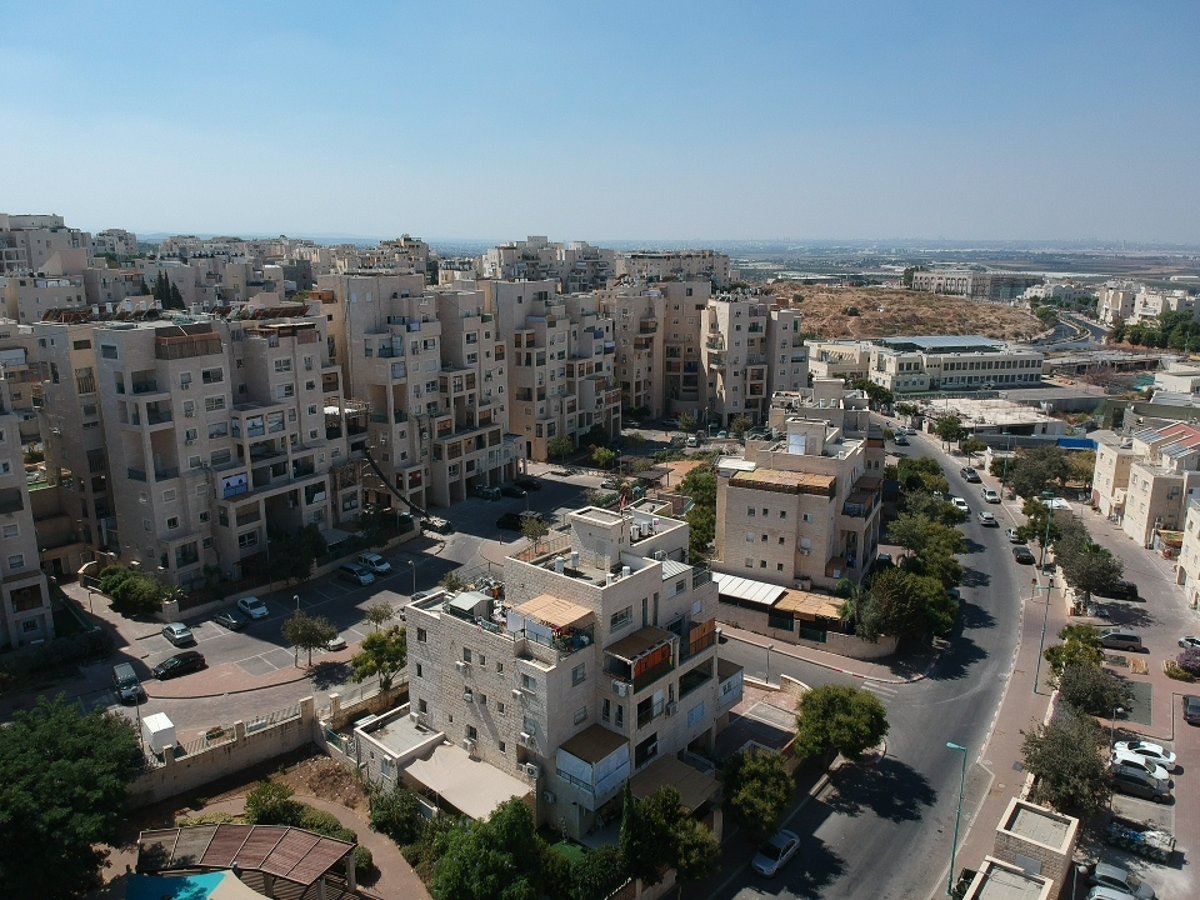 הרחפן תיעד: הסוכות של אלעד - מהאוויר