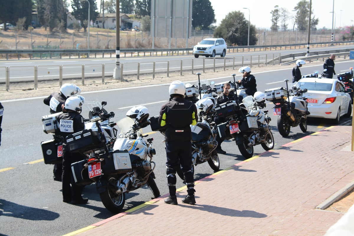 המפכ"ל אלשיך הצטרף לשוטרי התנועה. צפו