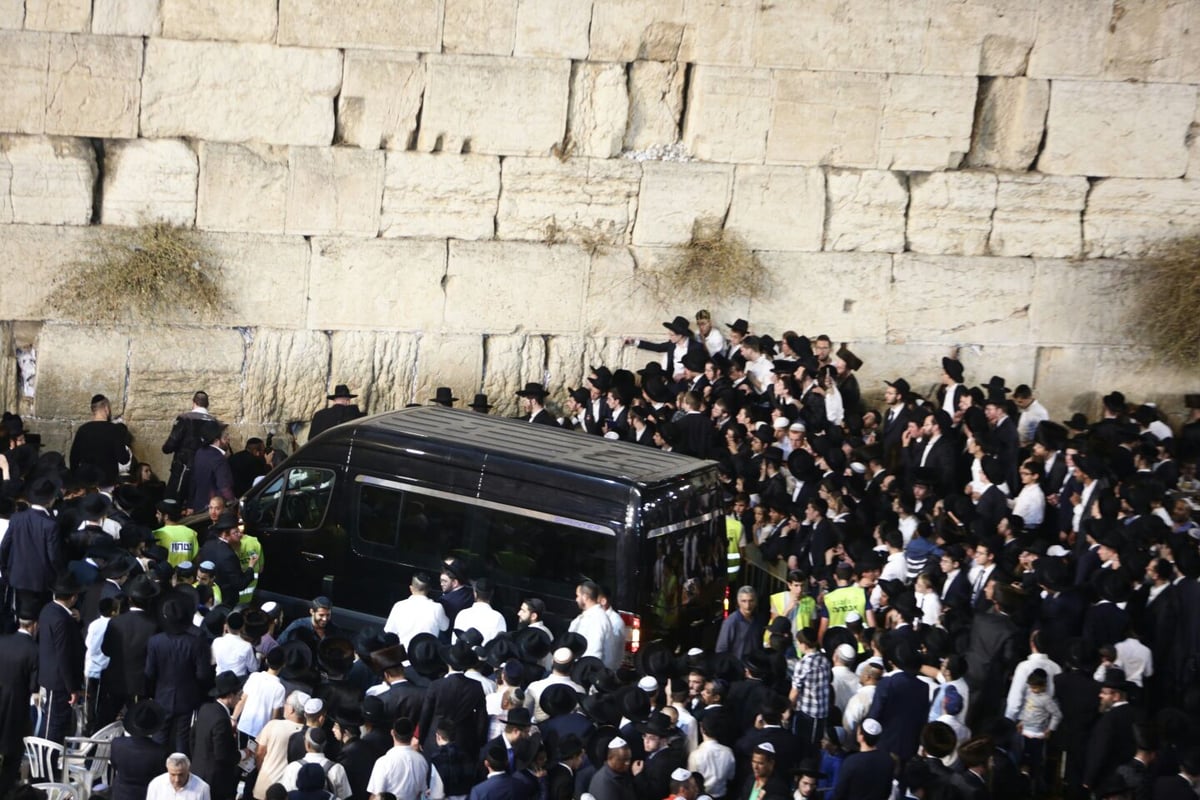 תיעוד ראשון ב'כיכר': הגר"ח קנייבסקי בירושלים