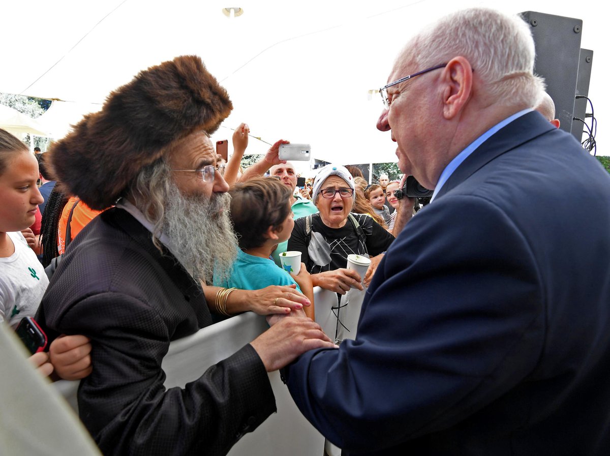 צפו: רובי ריבלין פתח את שערי בית הנשיא