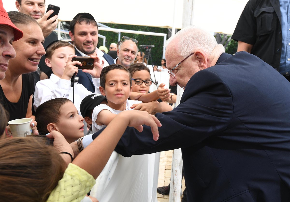 צפו: רובי ריבלין פתח את שערי בית הנשיא