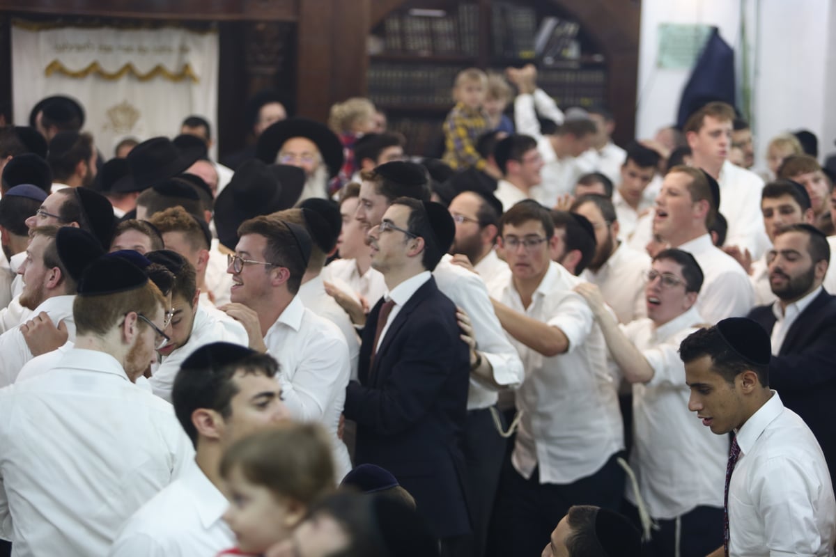 שמחת בית השואבה בישיבת רש"י • גלריה