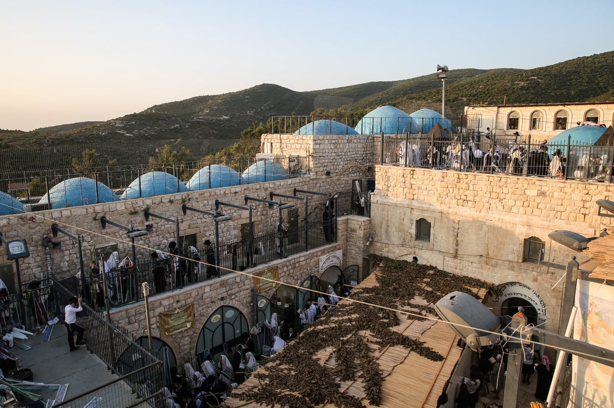 צפו בתיעוד: הושענא רבה במירון ובצפת