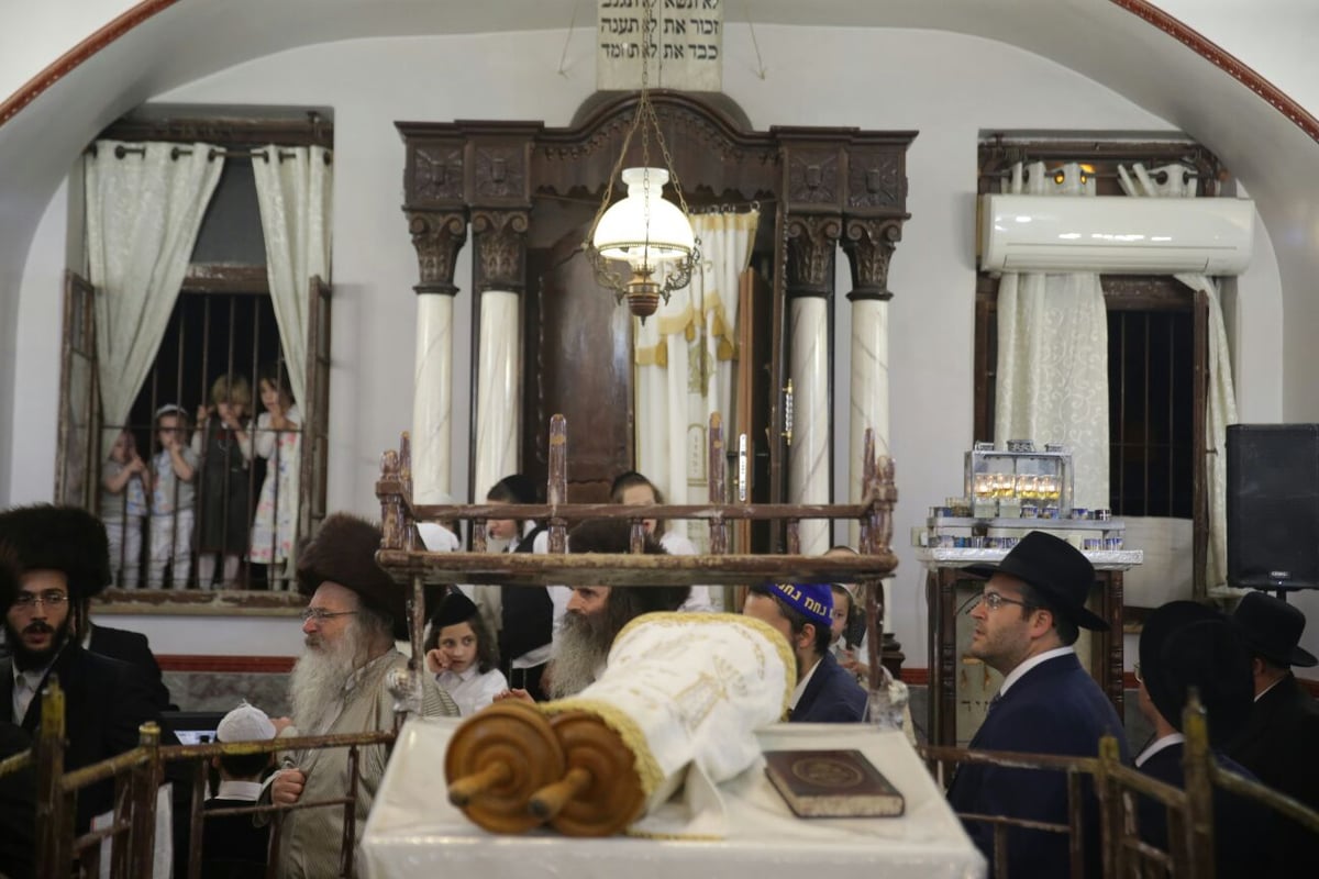 הקפות שניות בשטיבלך "ישועות יעקב". צפו