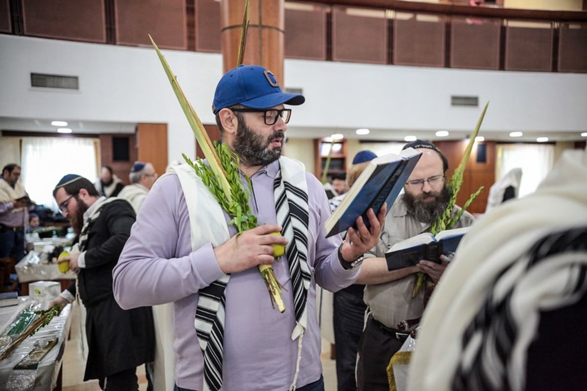 וחותמנו לחיים: הושענא רבה במוסקבה. צפו