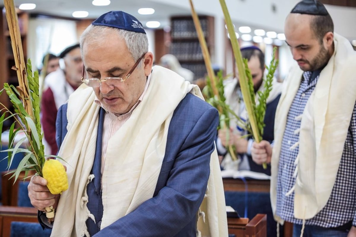 וחותמנו לחיים: הושענא רבה במוסקבה. צפו