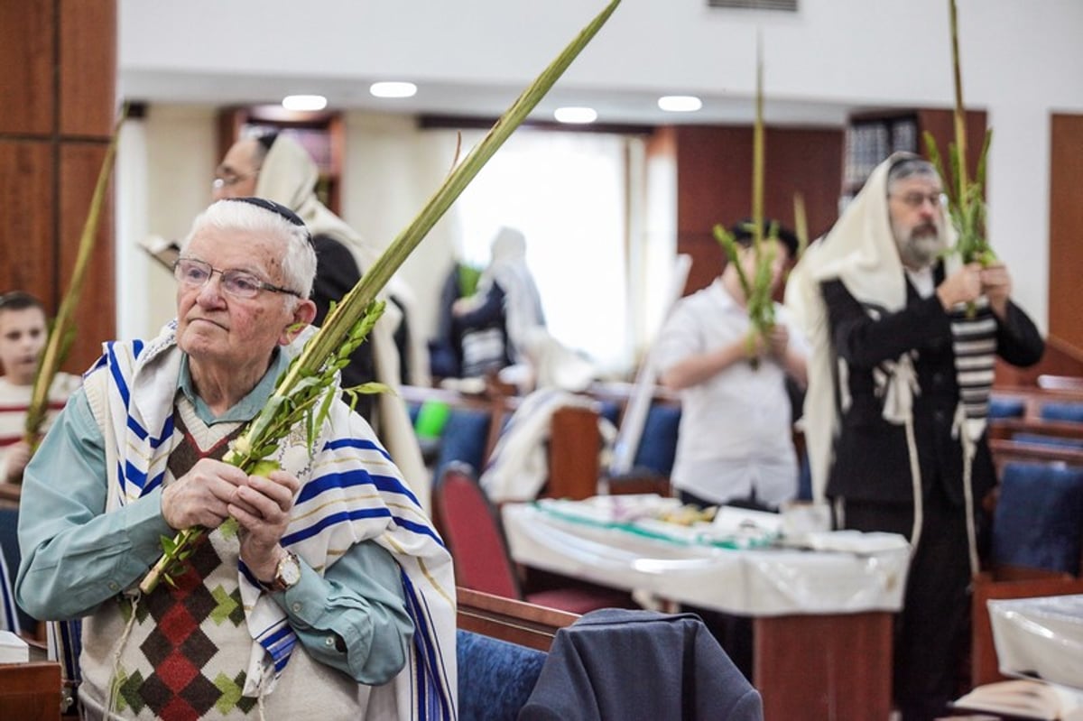 וחותמנו לחיים: הושענא רבה במוסקבה. צפו