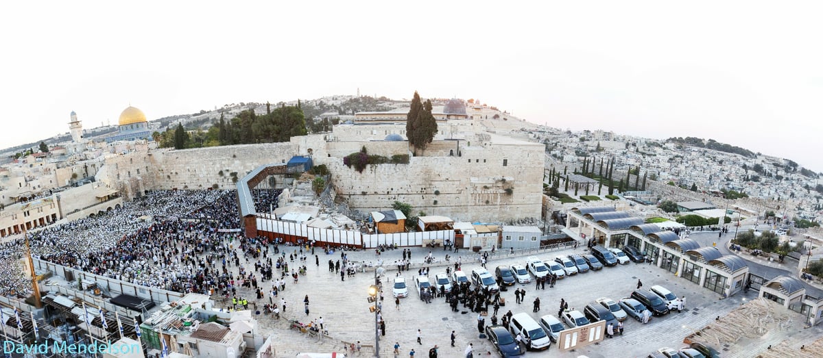 הושענא רבה: 'השיליצים' באש התורה. תיעוד