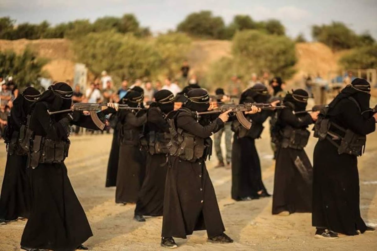 הג'יאהד האסלאמי מציג: "מאות נשים מוכנות למלחמה"