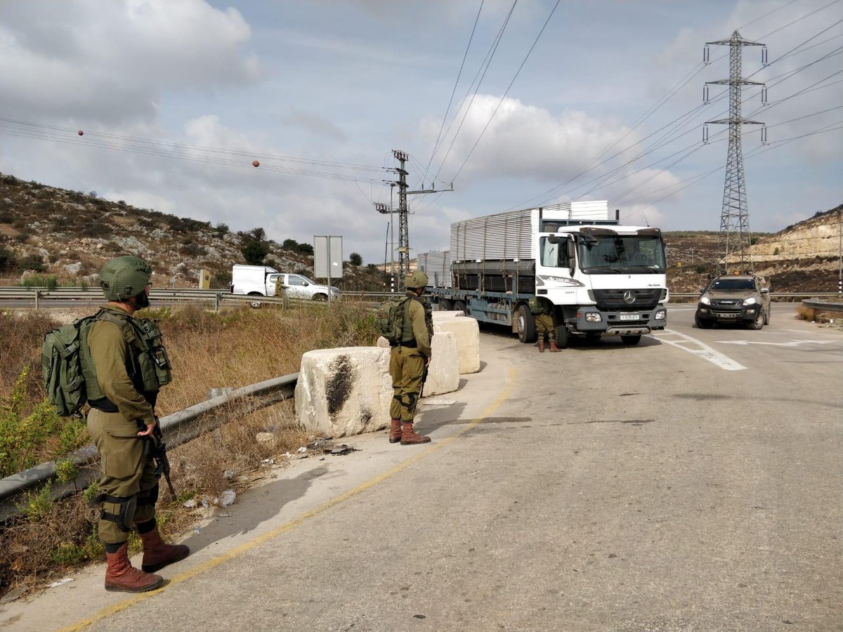 הפיגוע בברקן: גבר ואישה נרצחו • צפו בהימלטות המחבל