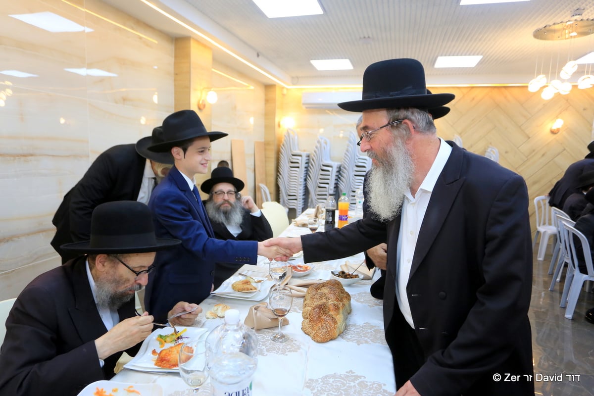 צפו בגלריה: בר מצווה לנין הגר"ח קנייבסקי