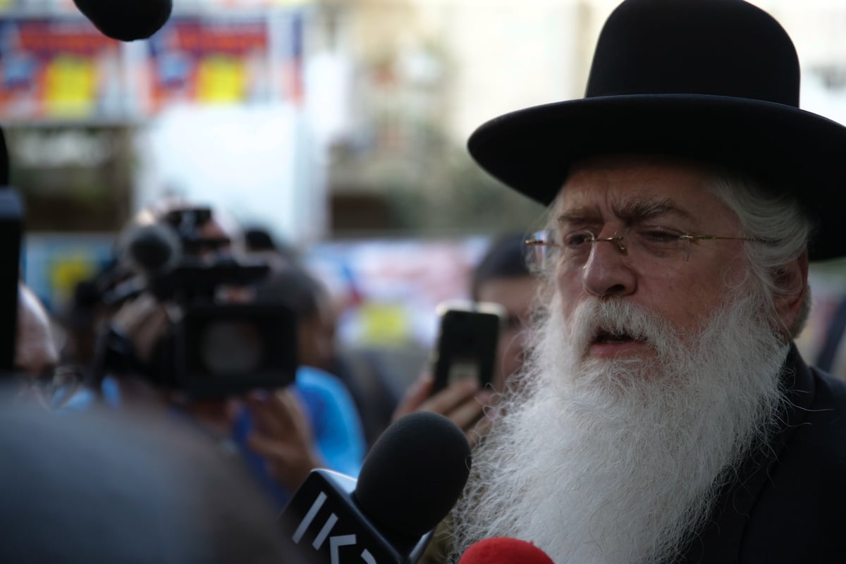 ה'מועצת' החסידית התכנסה לדון ב"חוק הגיוס"