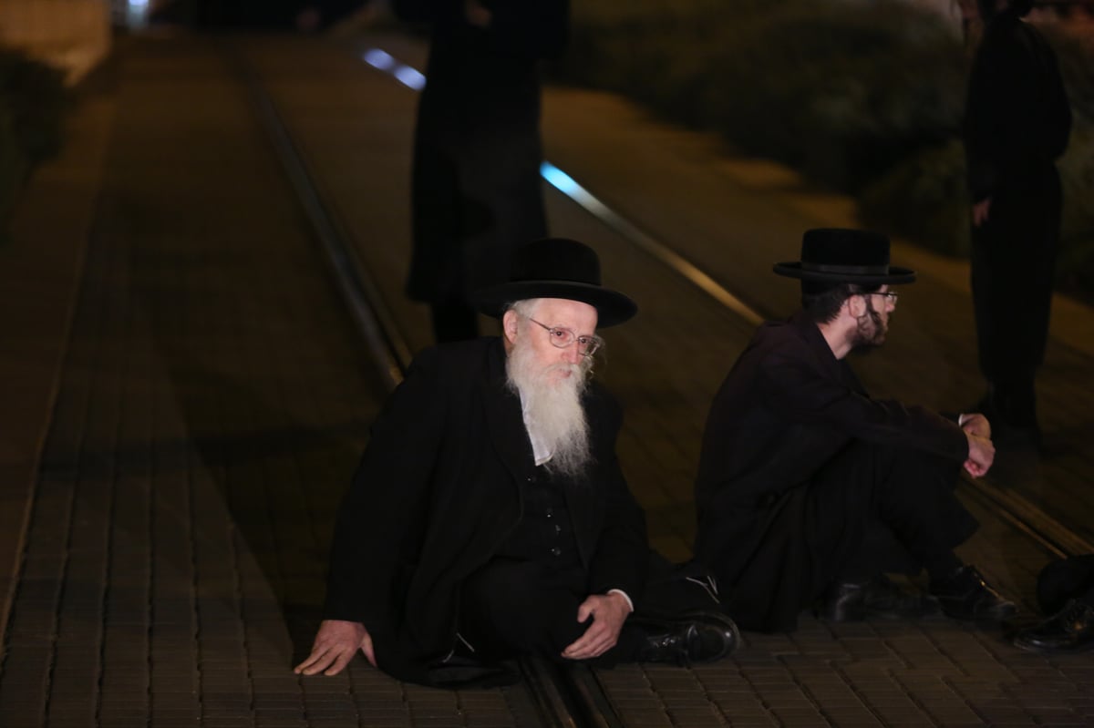 ה'עצניקים' שוב חסמו כביש מרכזי בירושלים