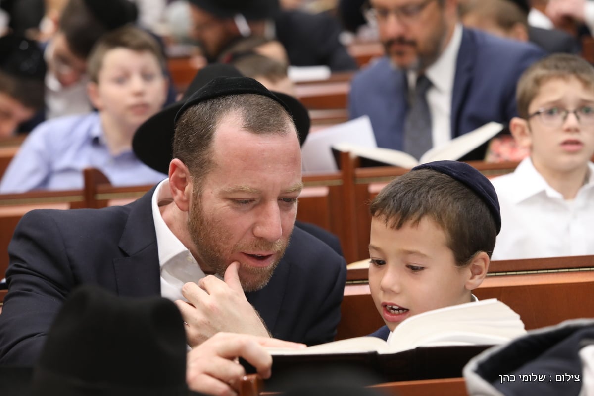 ארבע שנים לטבח: 'אבות ובנים' ב'בני תורה'