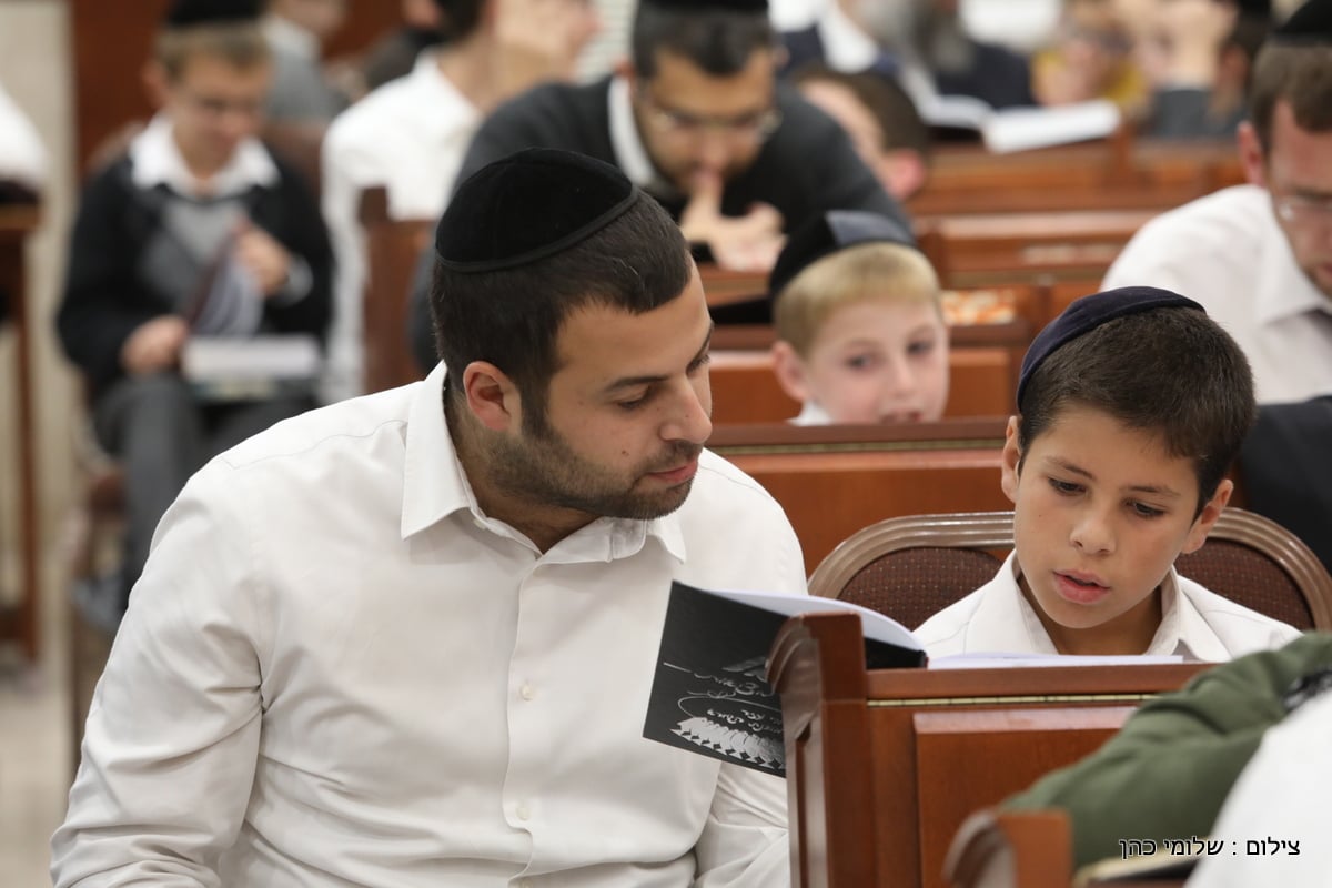 ארבע שנים לטבח: 'אבות ובנים' ב'בני תורה'