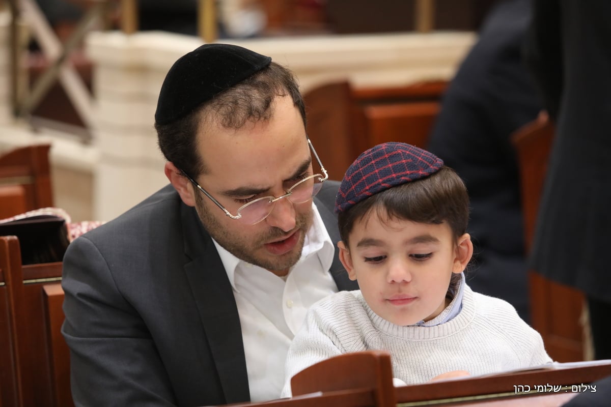 ארבע שנים לטבח: 'אבות ובנים' ב'בני תורה'