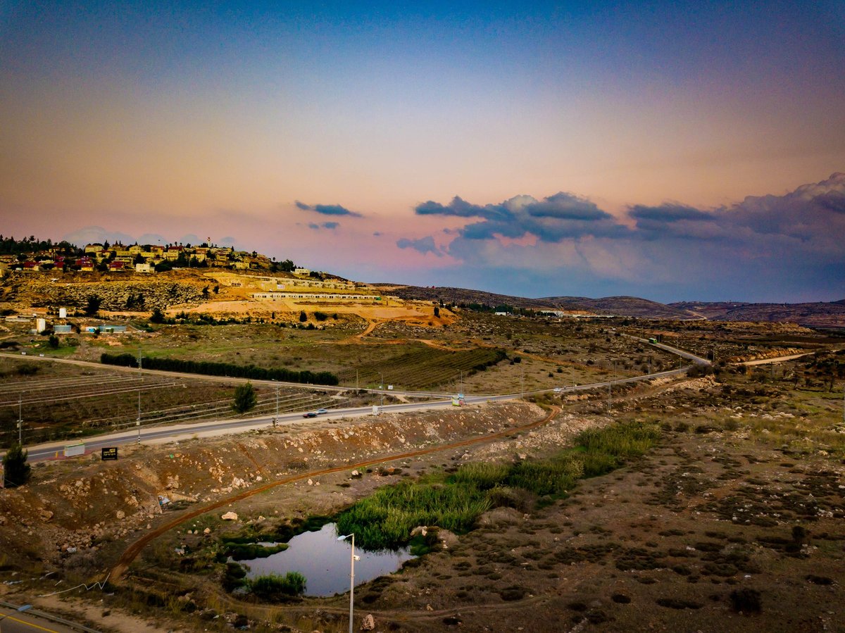 שקיעה מרהיבה במיוחד בעמק שילה • צפו