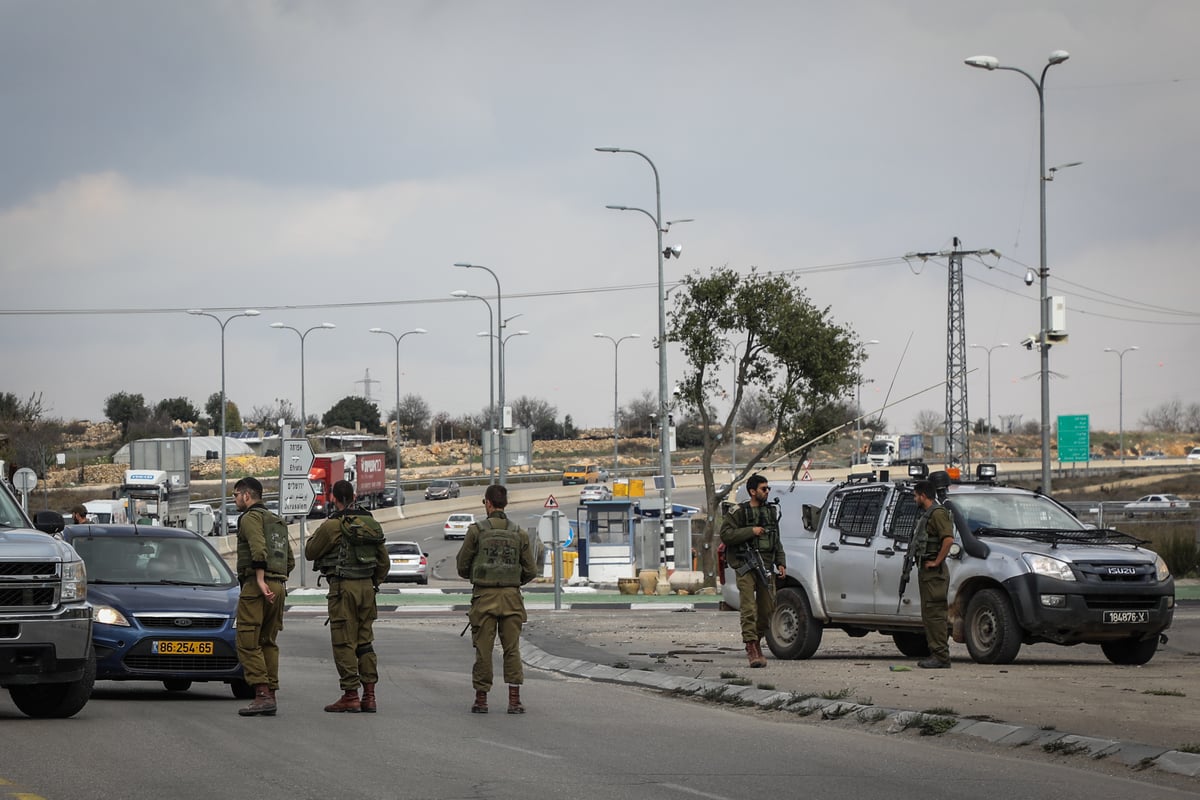 3 חיילים נפצעו בפיגוע דריסה ליד צומת גוש עציון