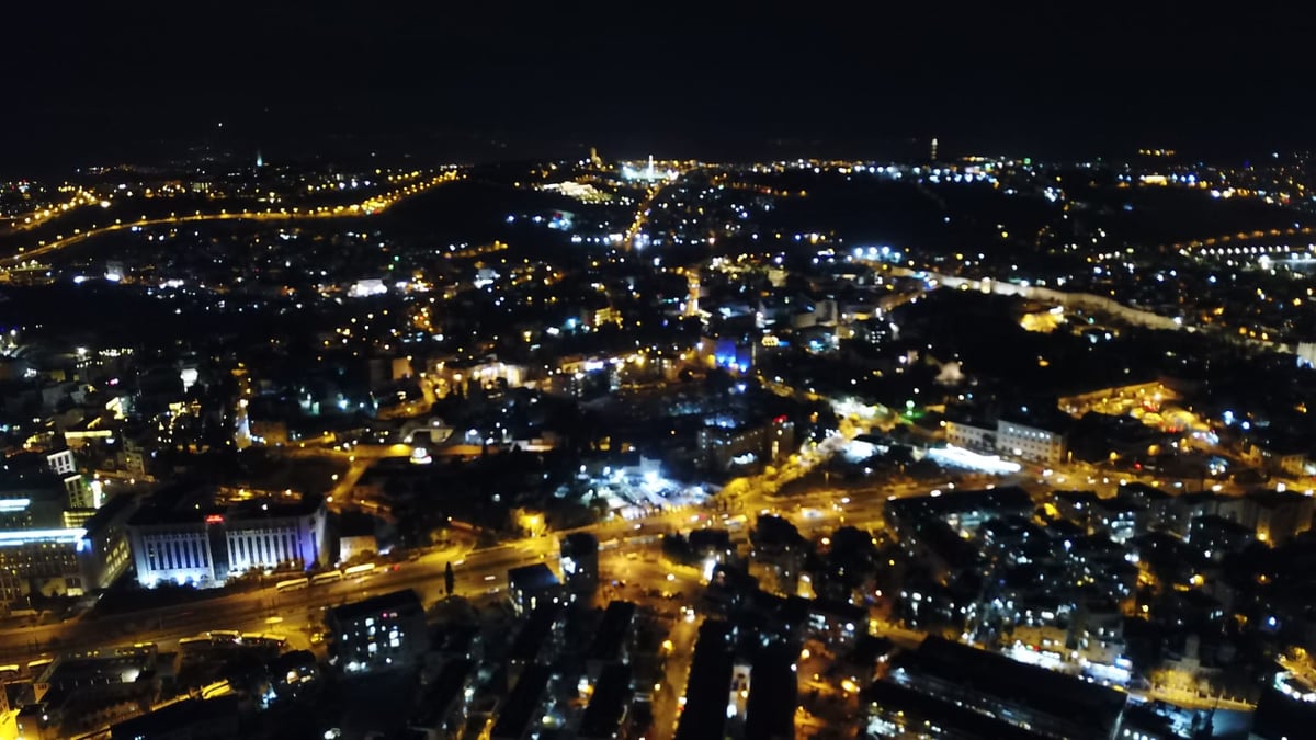 תיעוד מרהיב: מאה שערים וירושלים מהאוויר