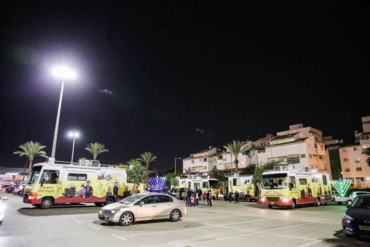 ה'טנקיסטים' הגיעו לכותל המערבי • תיעוד