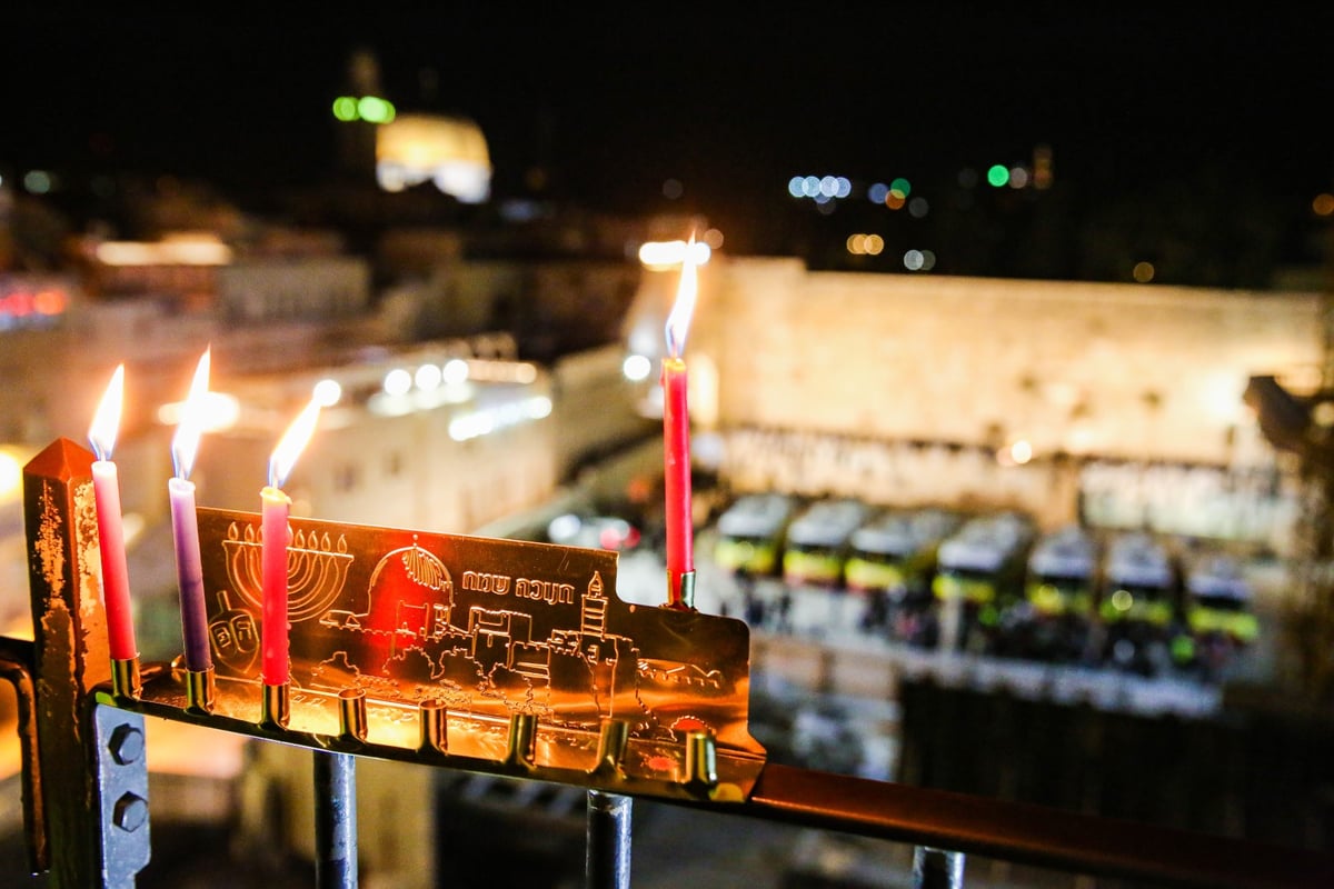 ה'טנקיסטים' הגיעו לכותל המערבי • תיעוד