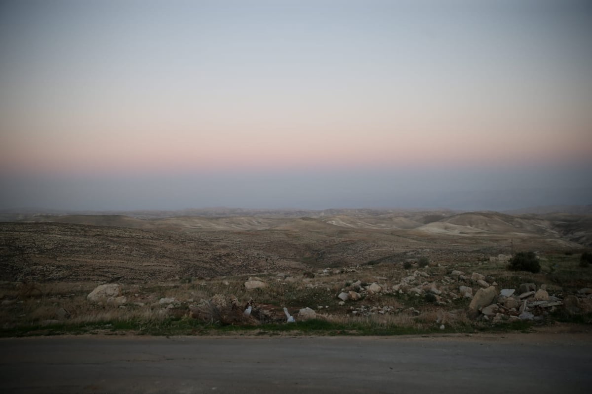 תיעוד מרהיב של הרי מדבר יהודה וים המלח