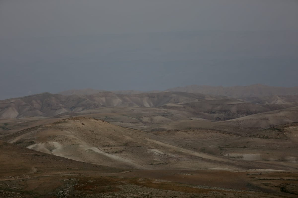 תיעוד מרהיב של הרי מדבר יהודה וים המלח