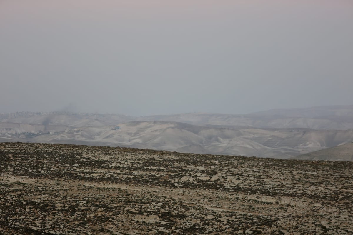 תיעוד מרהיב של הרי מדבר יהודה וים המלח