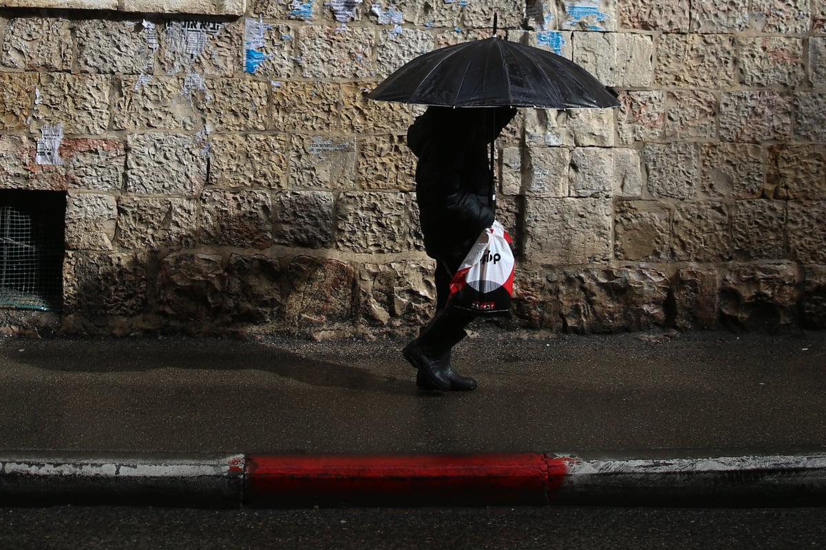 החורף והגשם בעדשת המצלמה של חיים גולדברג