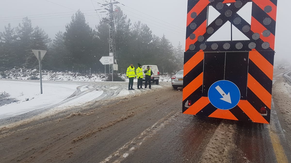 שלג ירד בצפון רמת הגולן; כבישים נחסמו ונפתחו