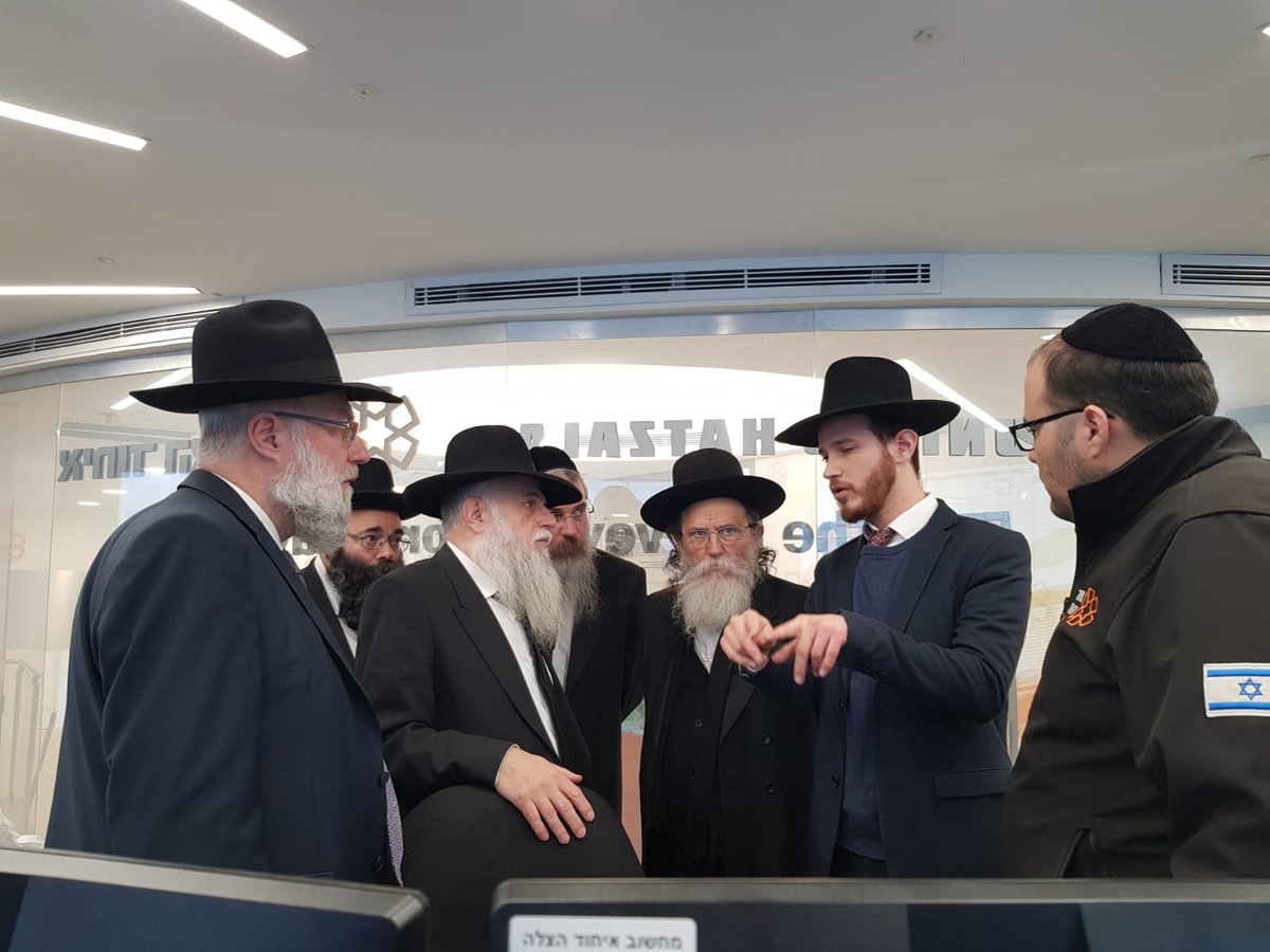 חברי ועדת הרבנים ביקרו ודנו בשאלות הלכתיות שעלו על הפרק