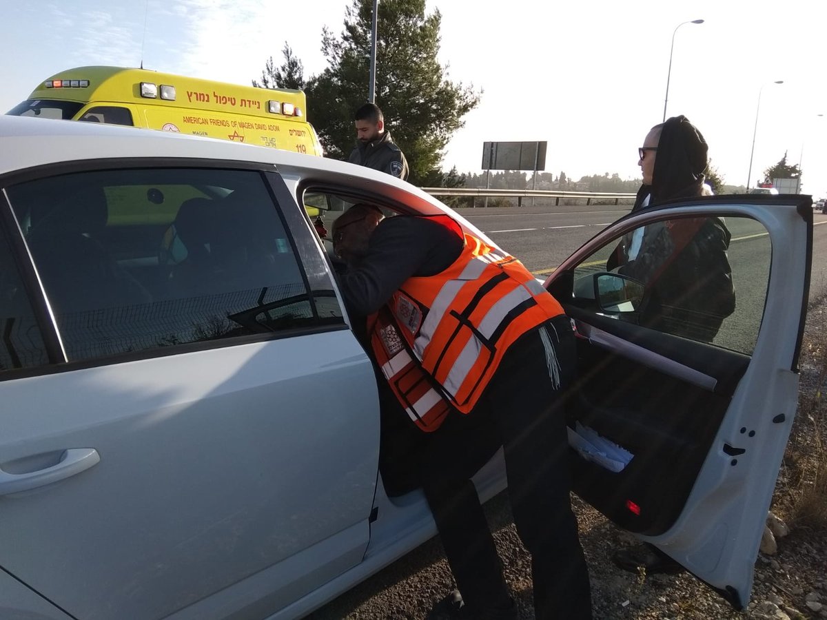 תושב ביתר עילית התהפך עם רכבו ונפצע קל