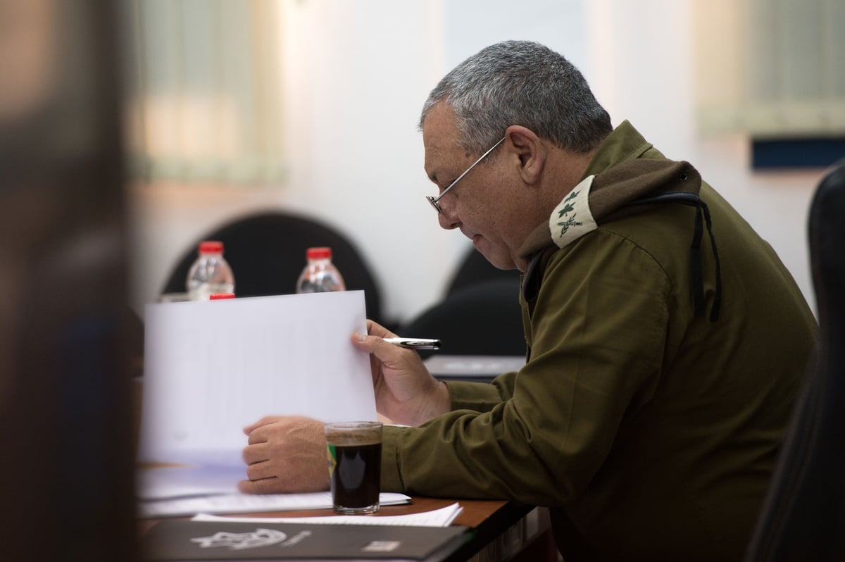 הרמטכ"ל גדי איזנקוט כפי שלא הכרתם • גלריה