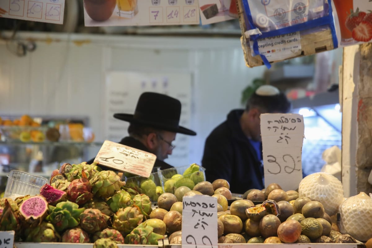 בערב שבת: עמך בית ישראל נערכים לט"ו בשבט