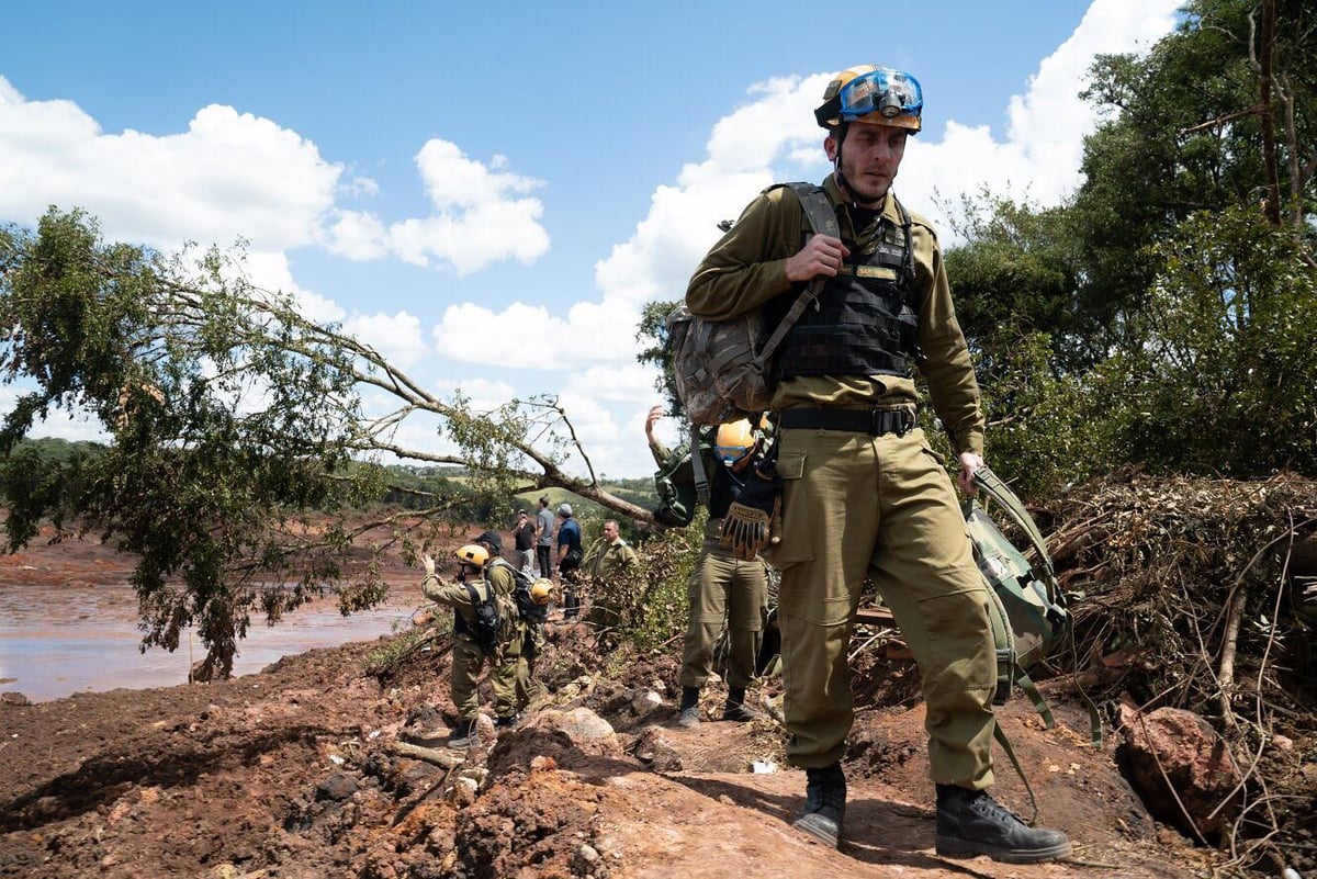 משלחת צה"ל מחפשת נעדרים בברזיל. צפו