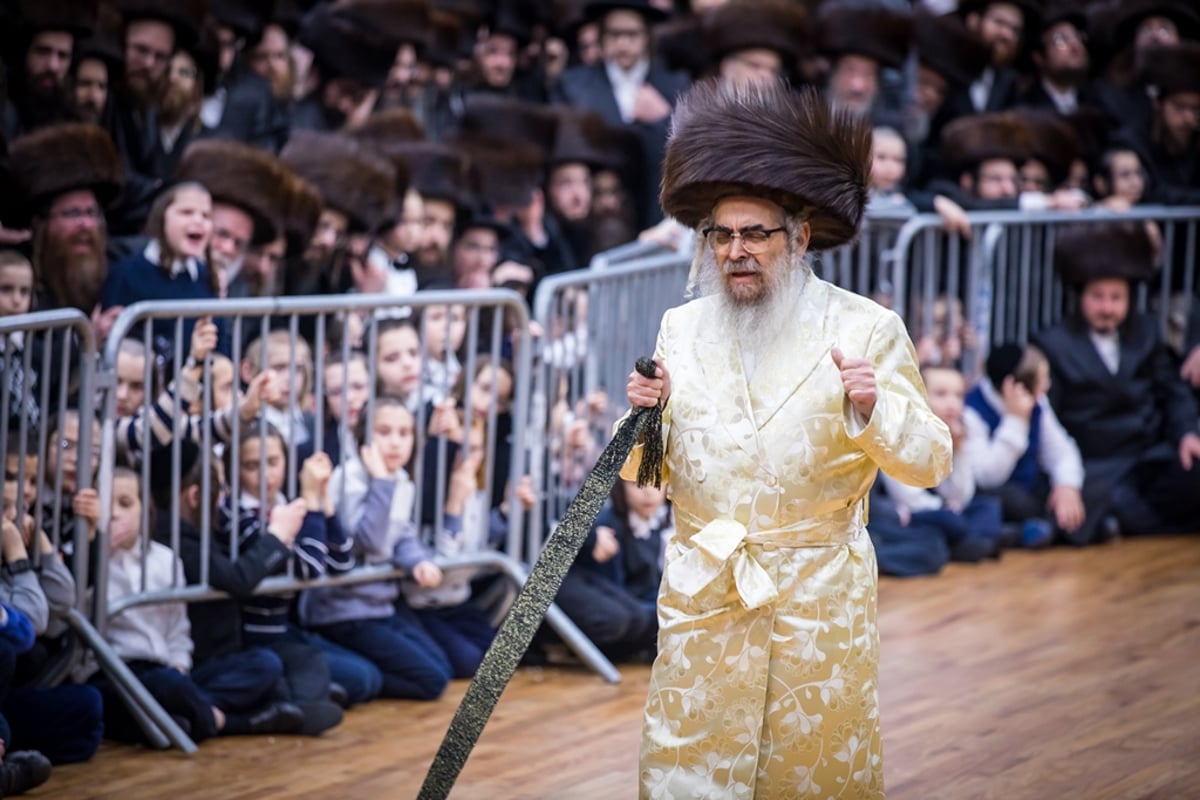 המונים בשמחת הרבי מסאטמר; תיעוד ענק