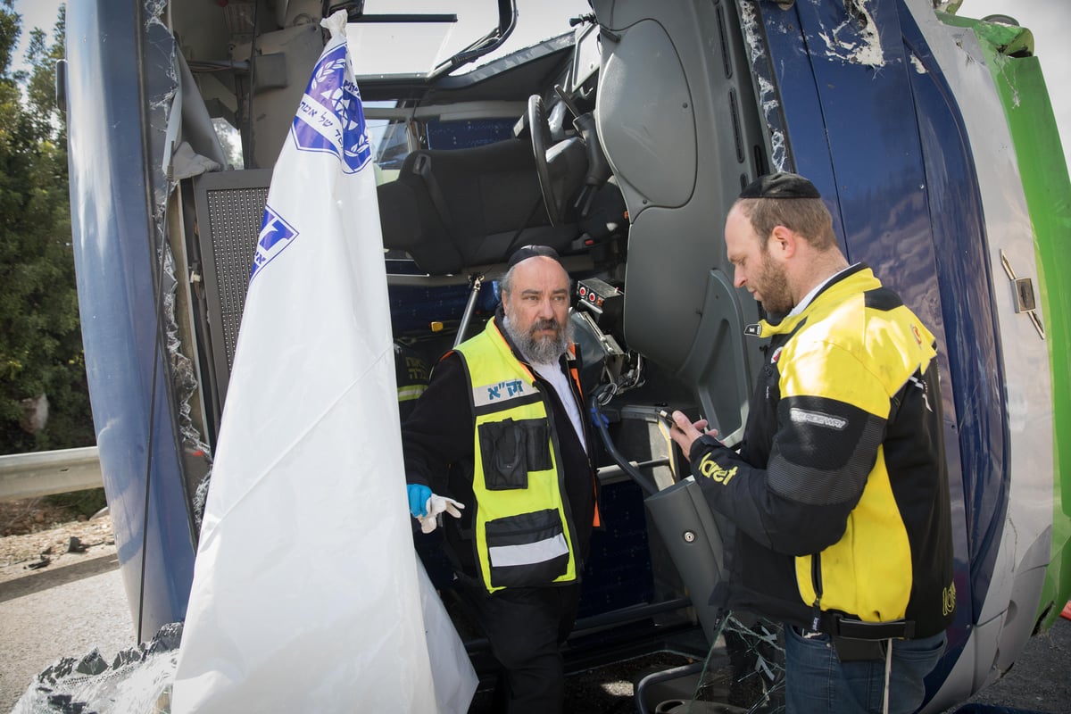 המתנדבים והמפקדים בתיאורים קשים: 'דם וצרחות אימים'