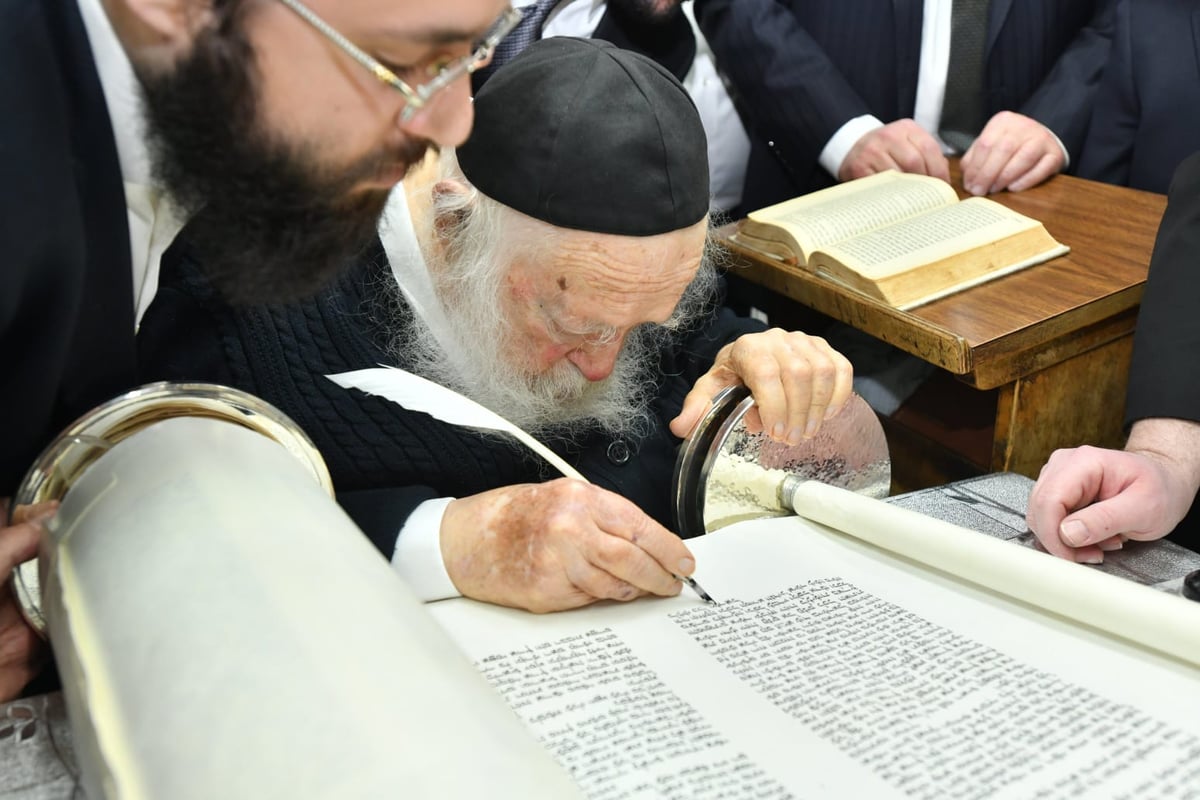 'קול תורה' חגגה 80; גדולי ישראל כתבו אות