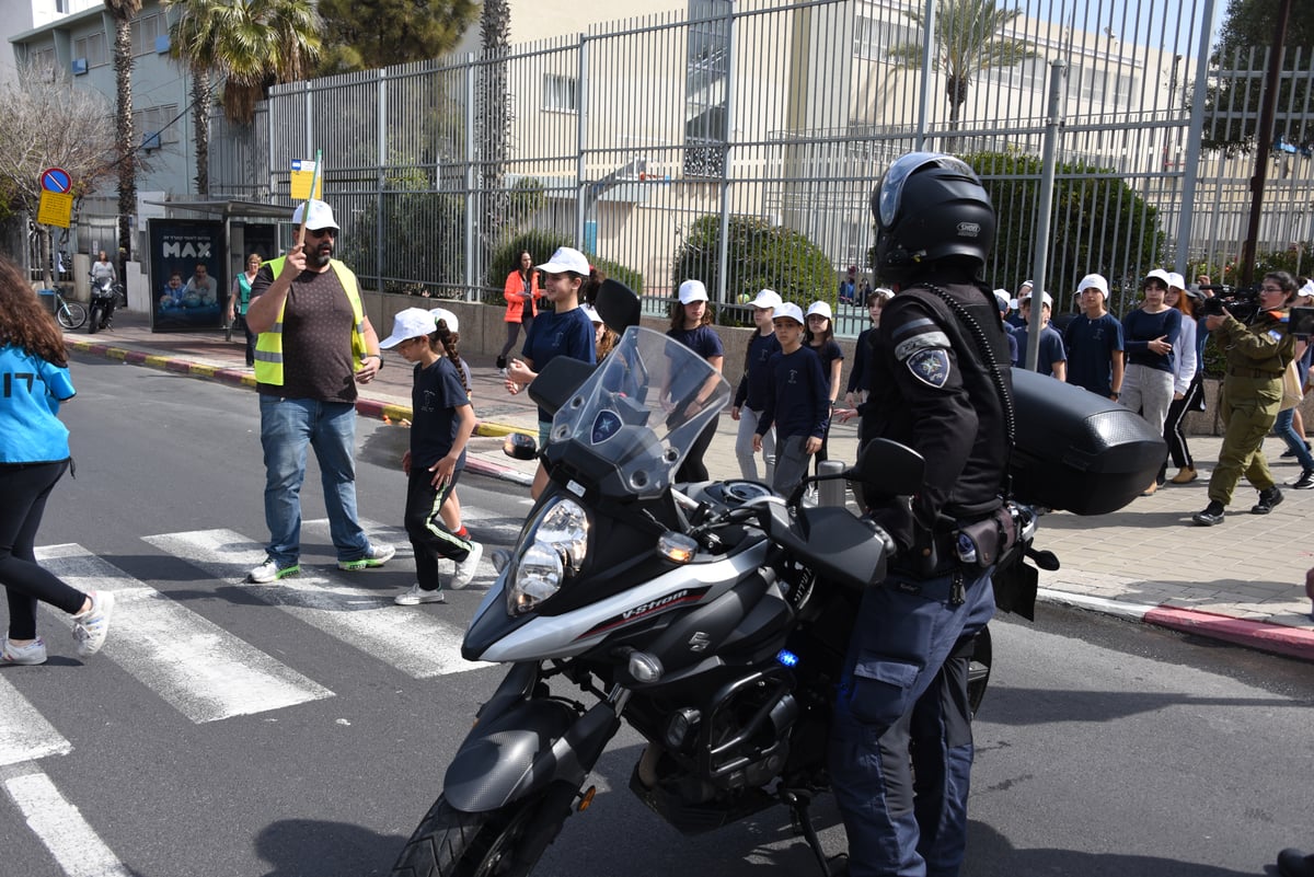 סוסים ומסוקים: כך נערכת ישראל ל'צונאמי'