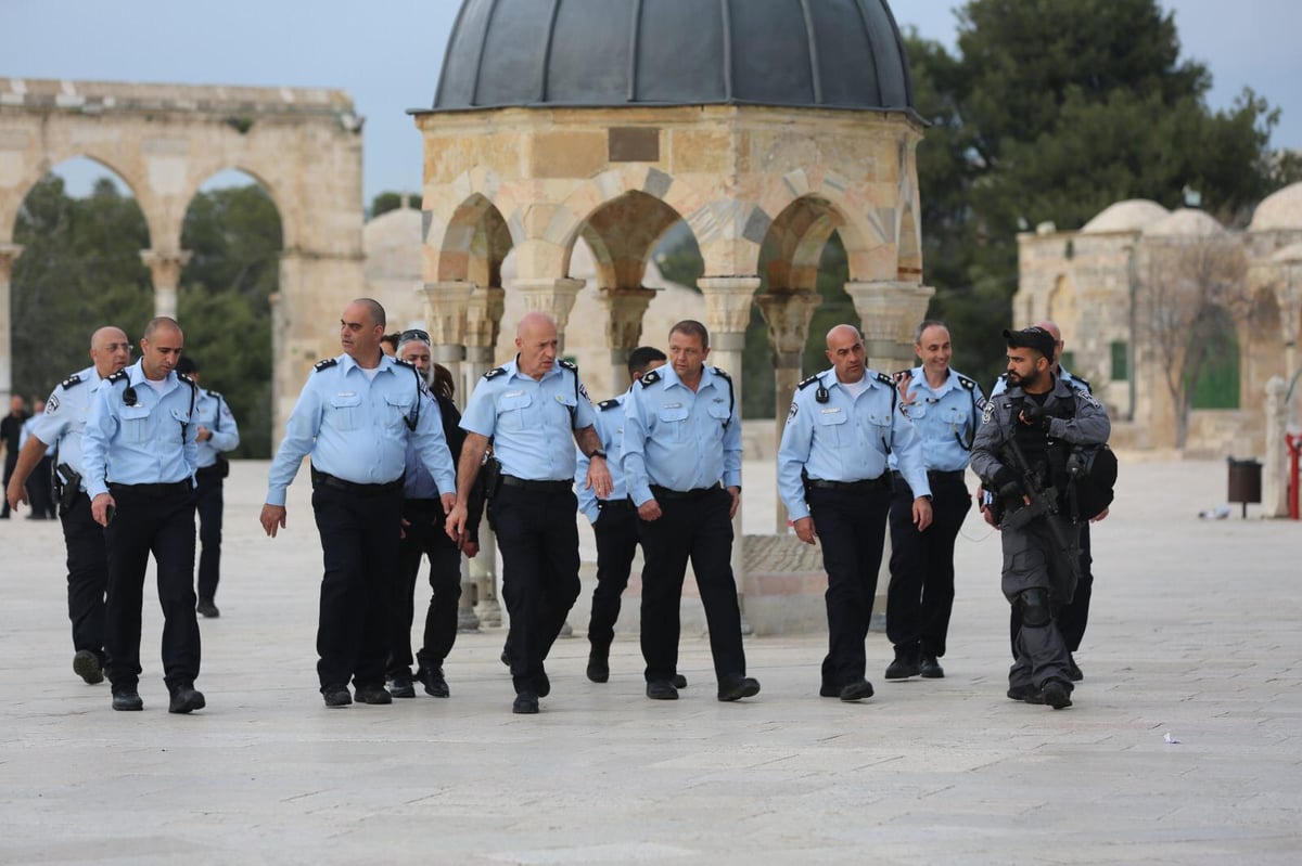 הר הבית: 10 חשודים נעצרו; החמאס קורא להתנגדות