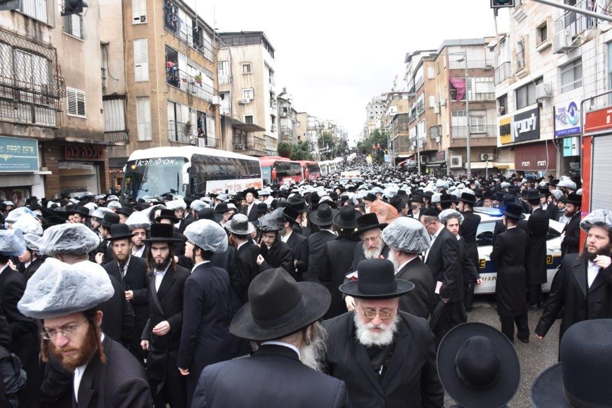 הלוויית הגרמי"ל לנדא זצ"ל - בבני ברק ובירושלים