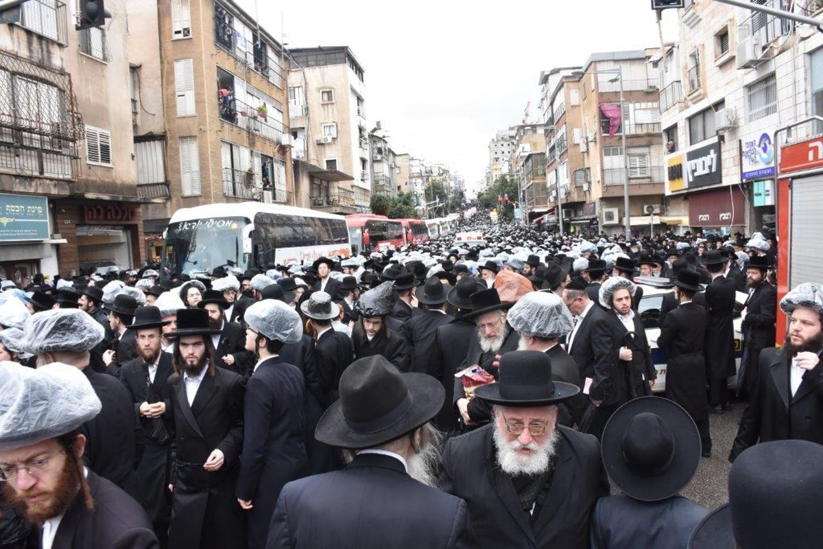 הלוויית הגרמי"ל לנדא זצ"ל - בבני ברק ובירושלים