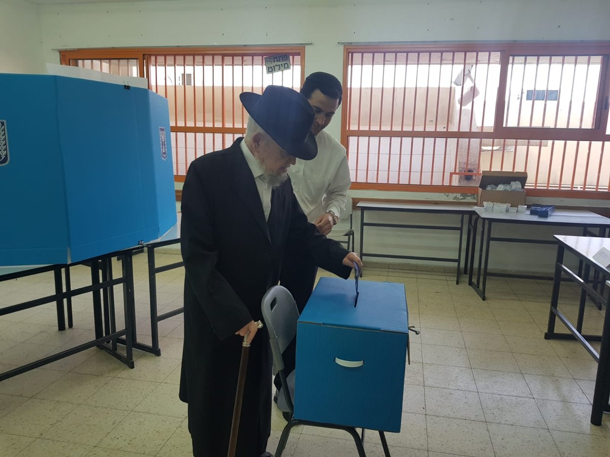 ישראל בוחרת • שעה וחצי לסגירת הקלפיות - 52% הצבעה