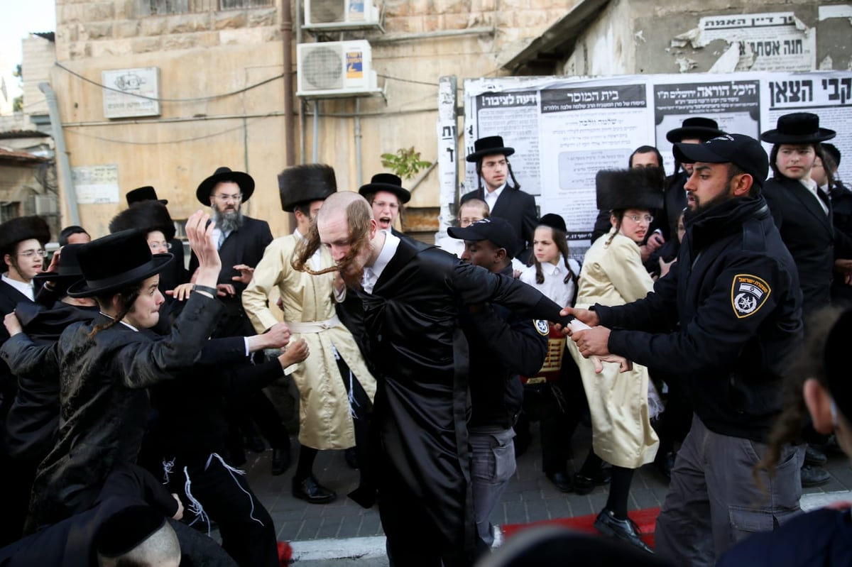 הקיצונים ניסו לארגן הפגנה; השוטרים סיכלו